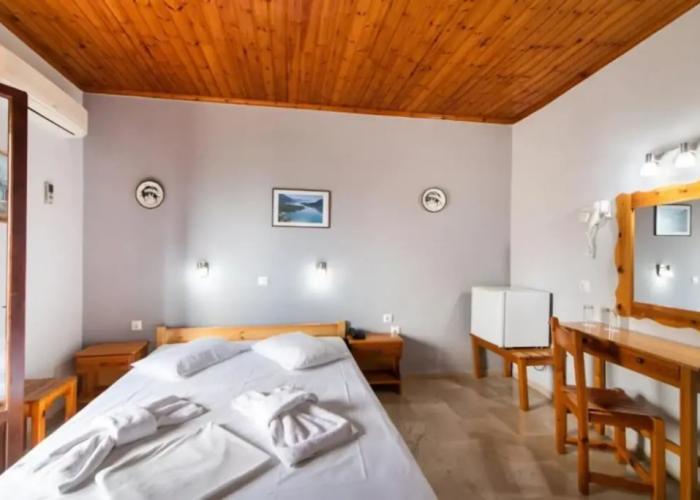 Hotel Nostos