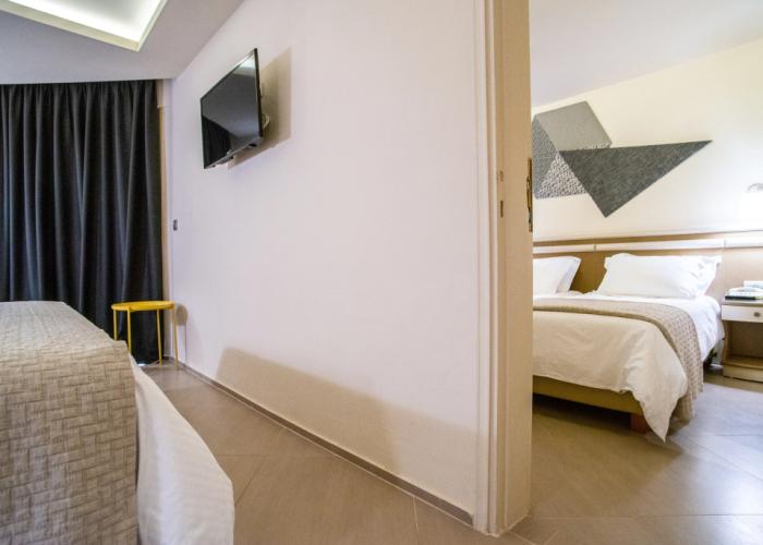 Emmantina Hotel