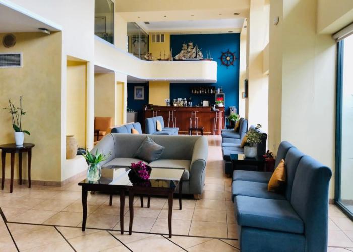 Four Seasons Hotel