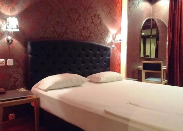 Kreoli Hotel