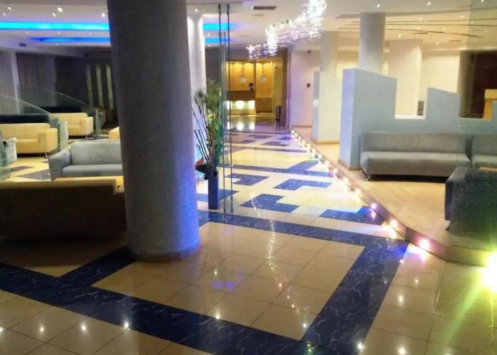 Kreoli Hotel