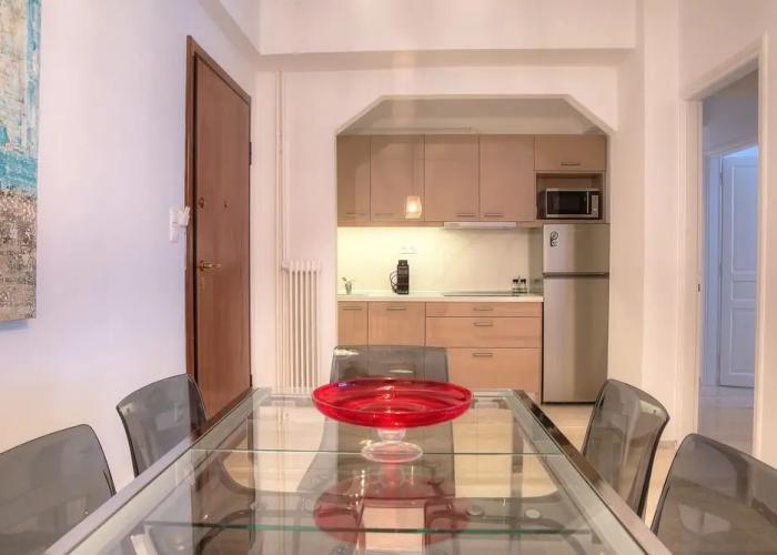 L' apartment blanc dans le centre de Glyfada