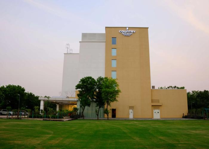 Country Inn & Suites by Radisson, Gurugram Sohna Road