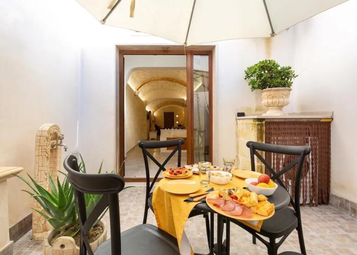 3242 L`edicola Suite by Barbarhouse