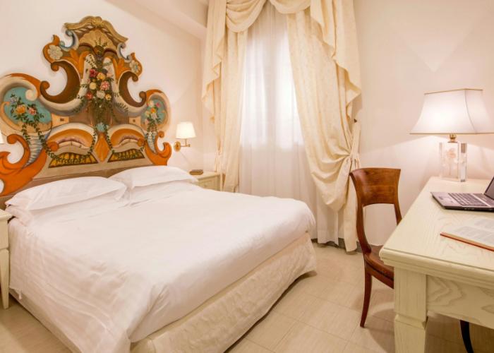 Arcom Palace Hotel