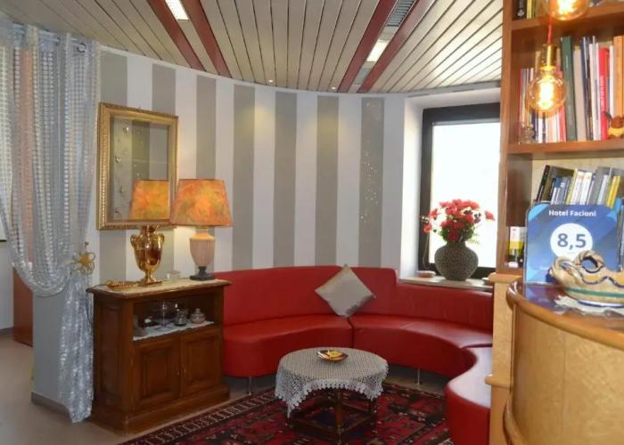 Hotel Facioni