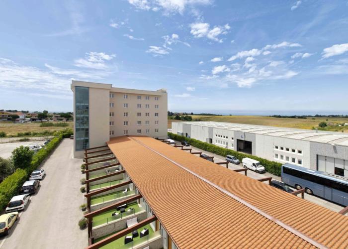 Simon Hotel