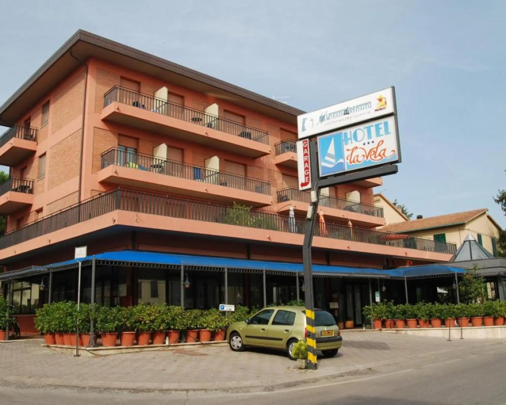 Hotel La Vela