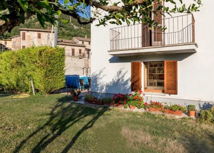 Borgo Santa Lucia Apartment with Private Parking & Garden