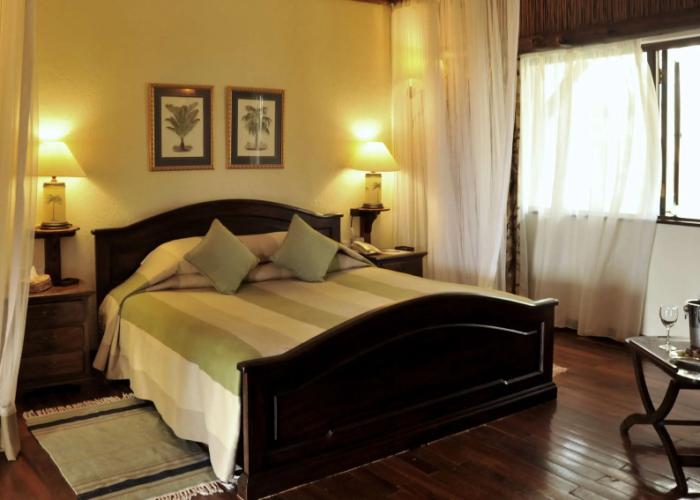 Kilaguni Serena Safari Lodge