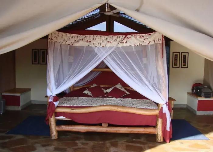 Man Eaters Lodge