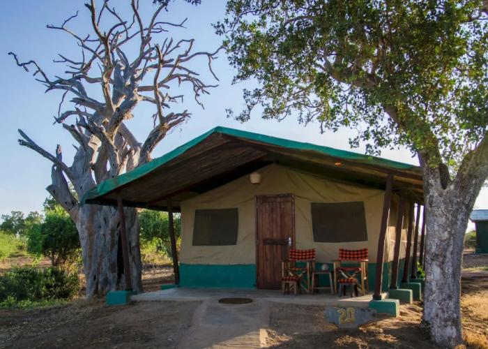 Sentrim Tsavo Lodge