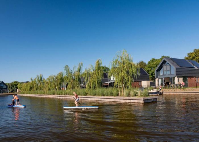 Luxurious Detached Water Villa With Jetty