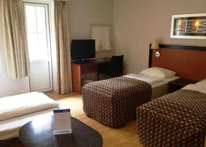 Storebaug Hotell & Kro