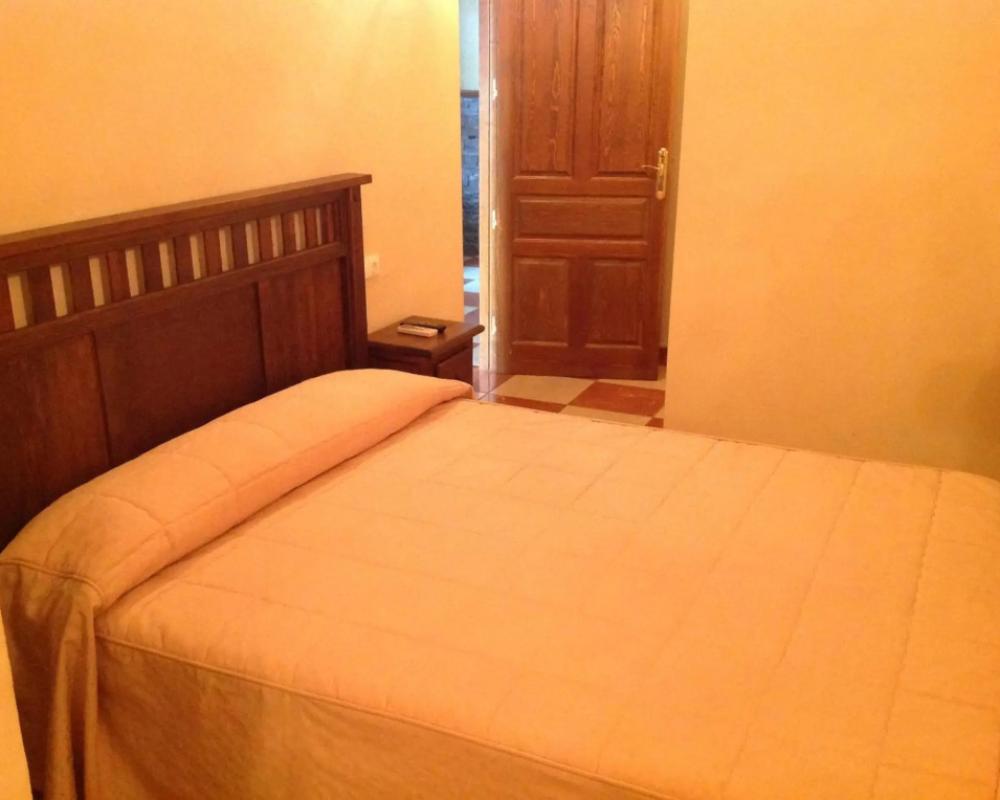 фото Hostal Julio