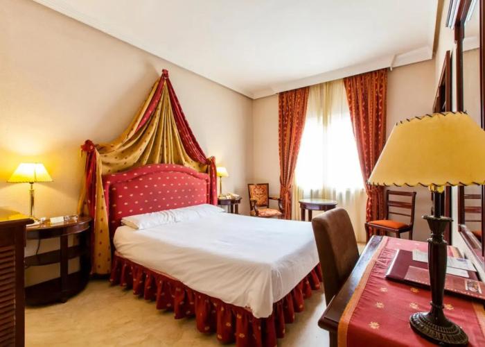 Hotel Del Val