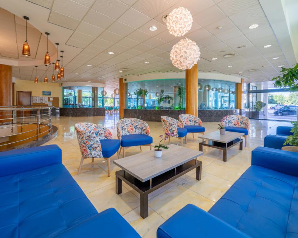 фото Hotel Blaucel