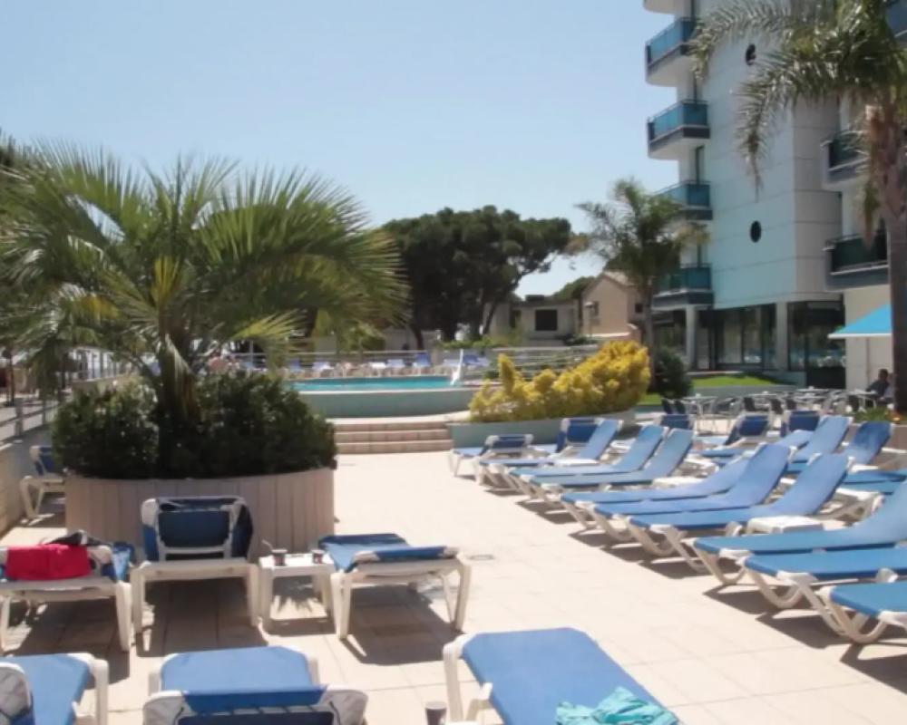 фото Hotel Blaucel