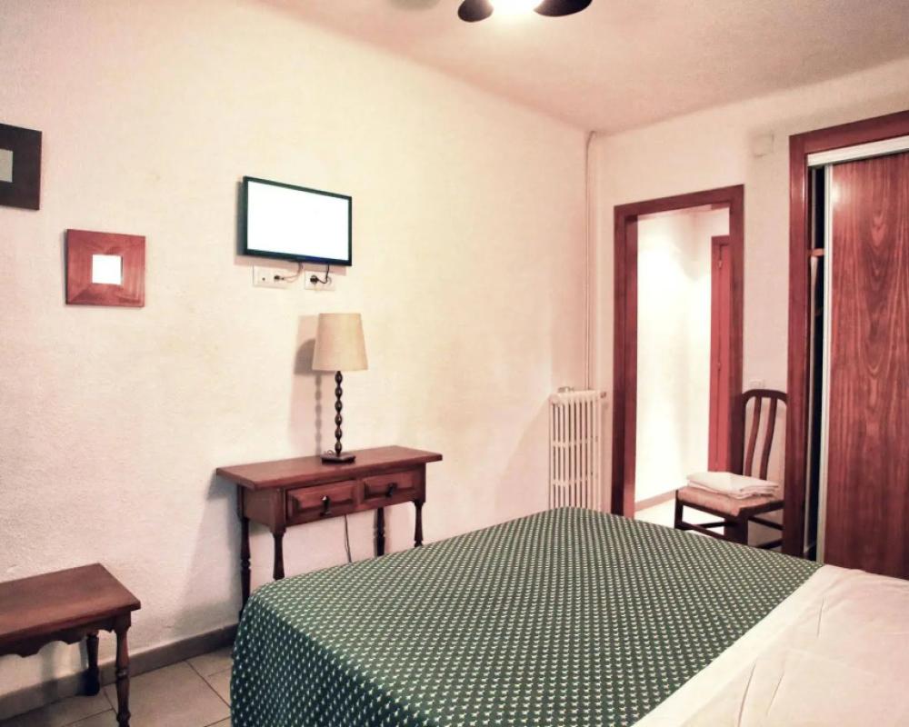 фото Hostal Isabel