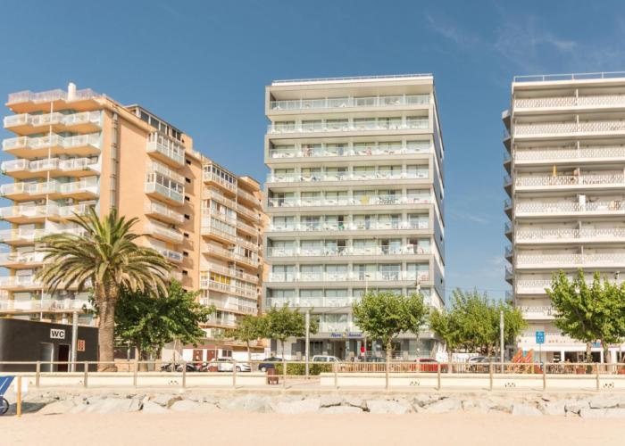 Pierre V. Blanes Playa