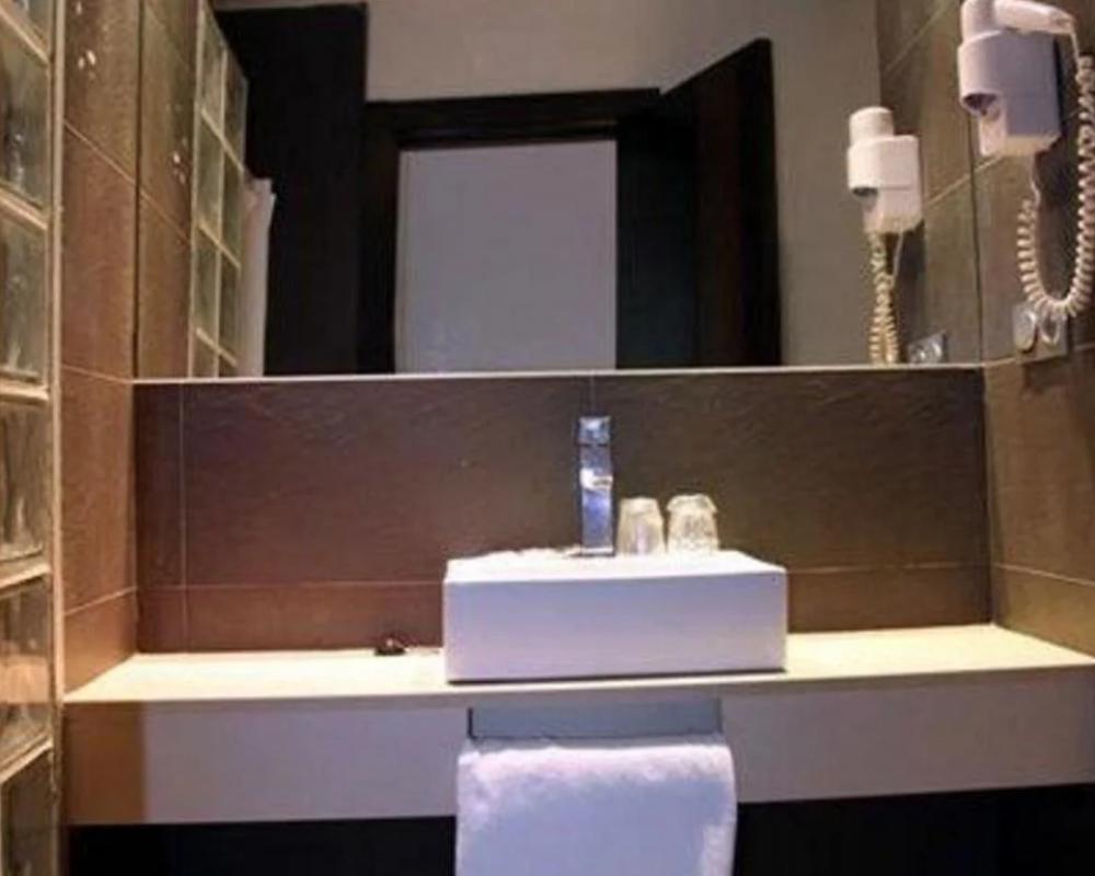 фото Hostal Central