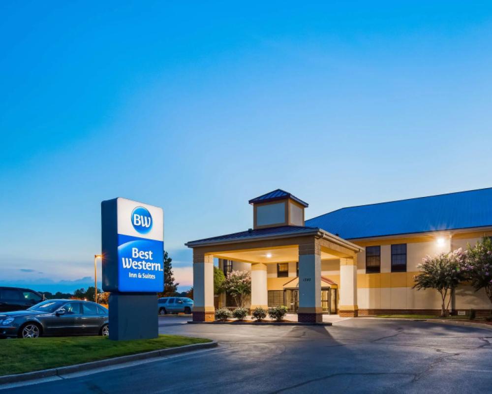Best Western Hiram Inn & Suites