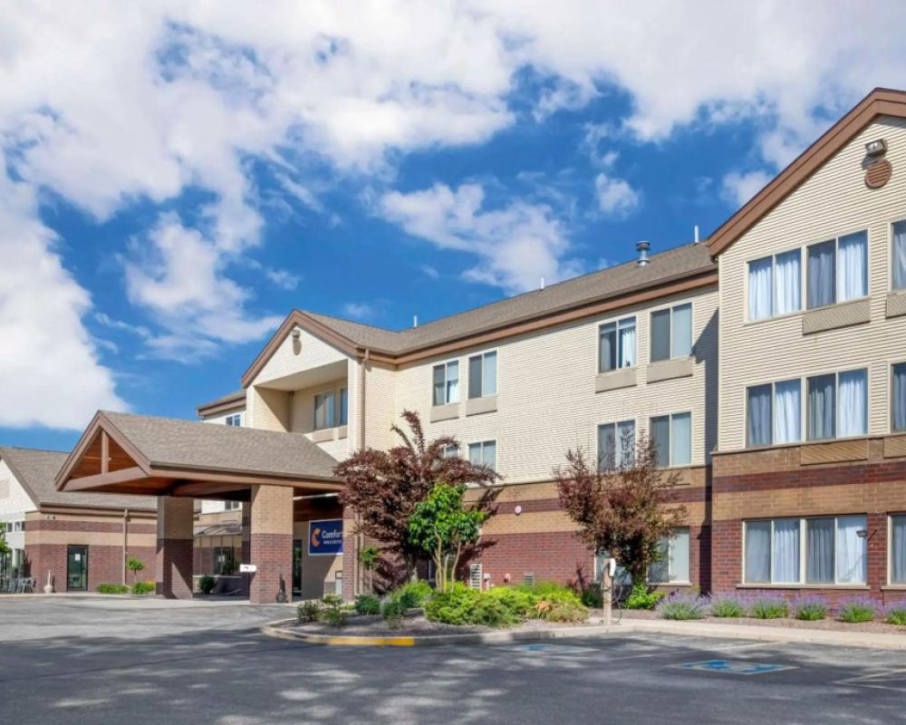 Comfort Inn & Suites