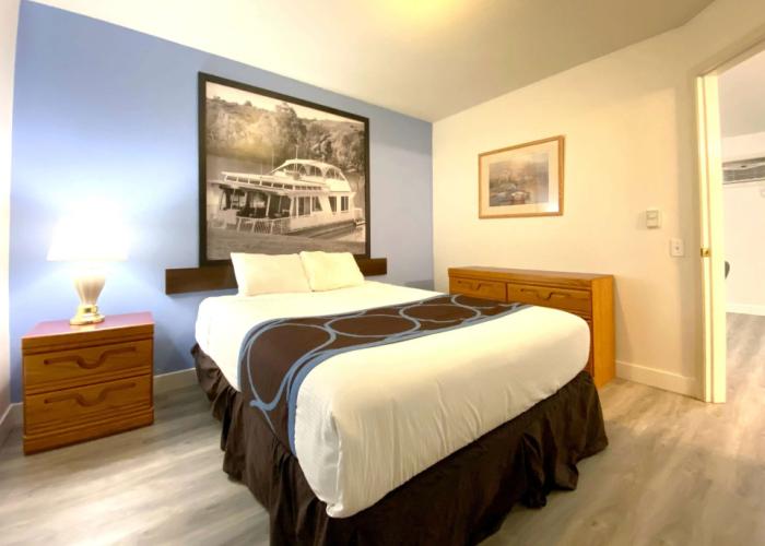 Super 8 by Wyndham Sicamous