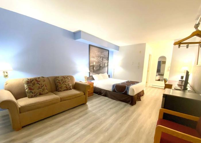 Super 8 by Wyndham Sicamous