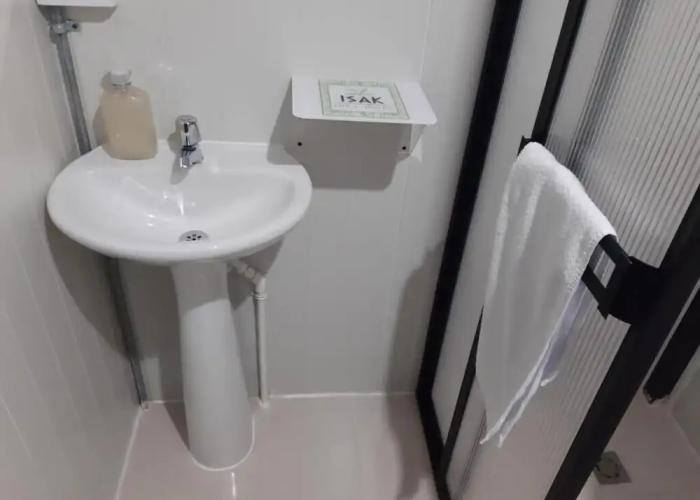 Isak Hotel & Golf Airport