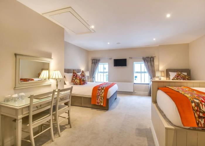 Kingstons Townhouse