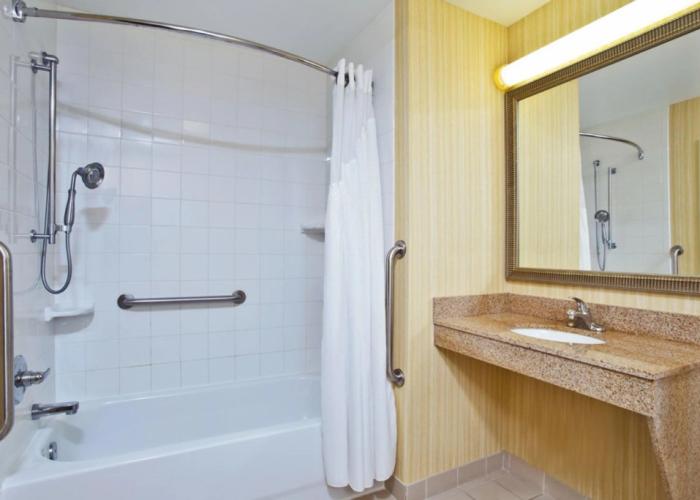 Holiday Inn Express & Suites Howell by IHG