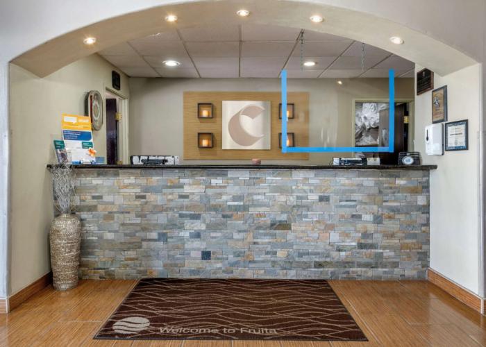 Comfort Inn & Suites