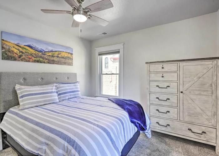 Charming Downtown Fruita Home: Hike & Explore