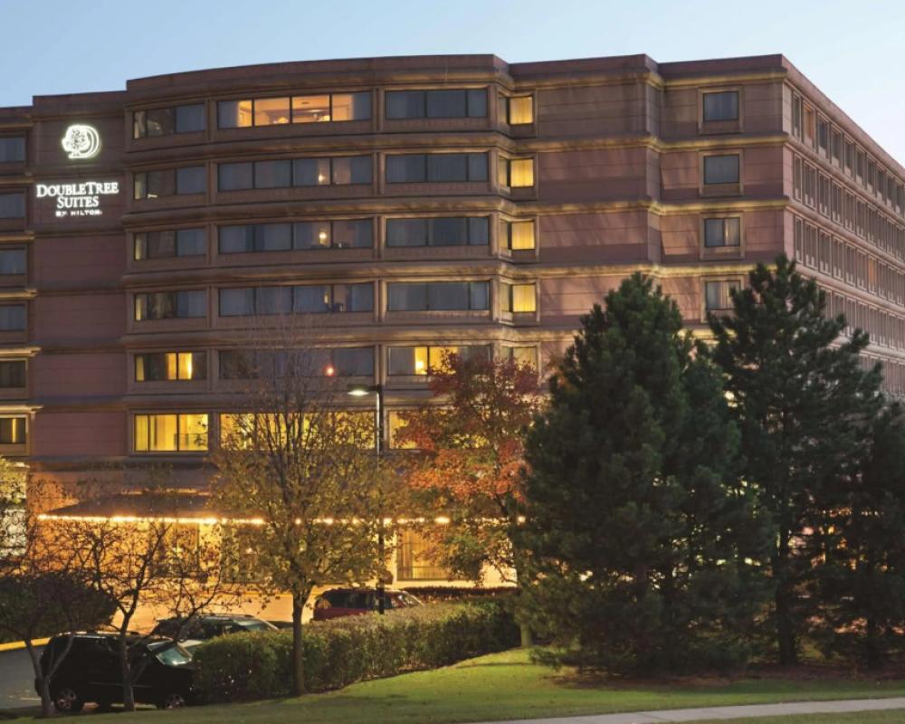 DoubleTree Suites by Hilton Htl & Conf Cntr Downers Grove