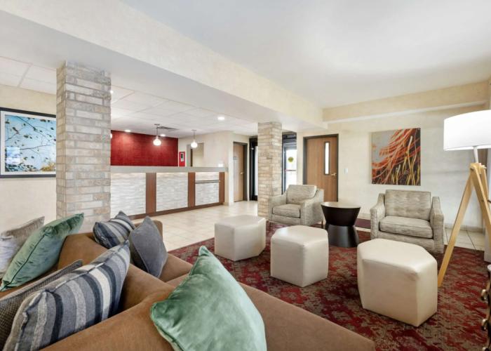 Best Western Plus Howe Inn