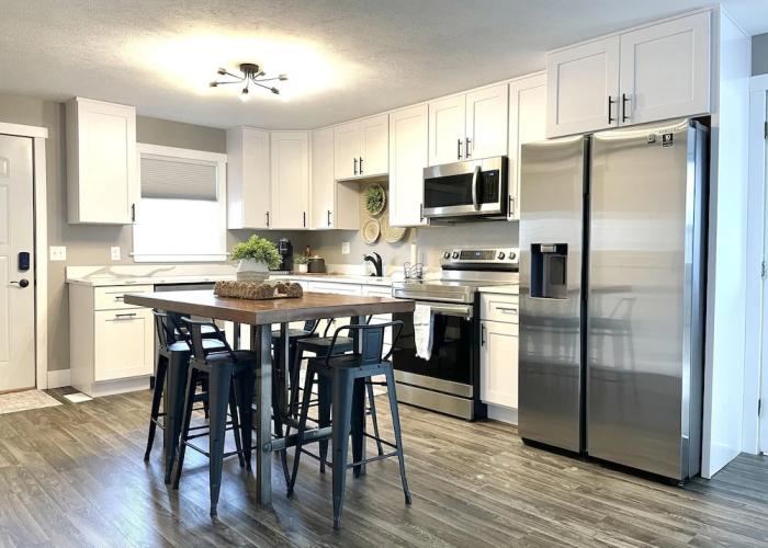 Relaxing Riverside 10 Minutes to Shipshewana