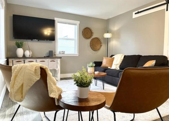 Relaxing Riverside 10 Minutes to Shipshewana