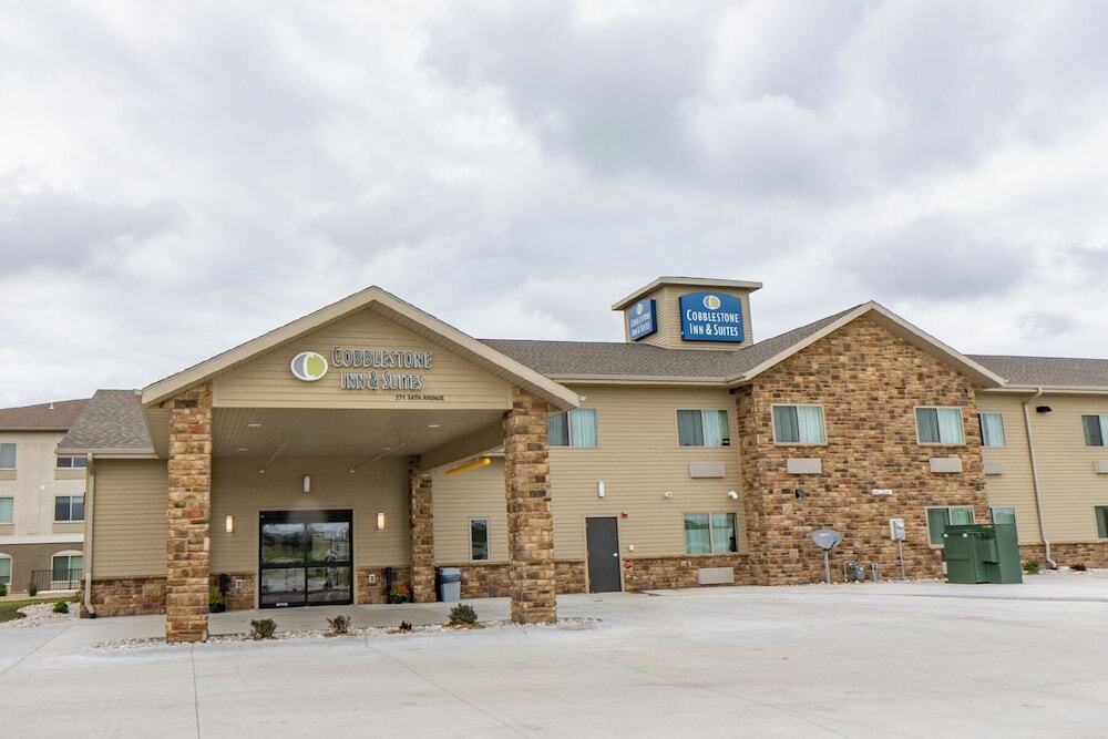Cobblestone Inn & Suites - Sheldon