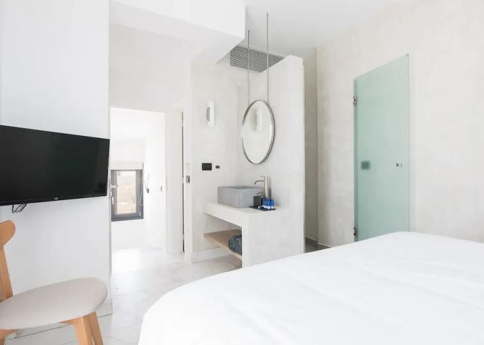 Karat Suites