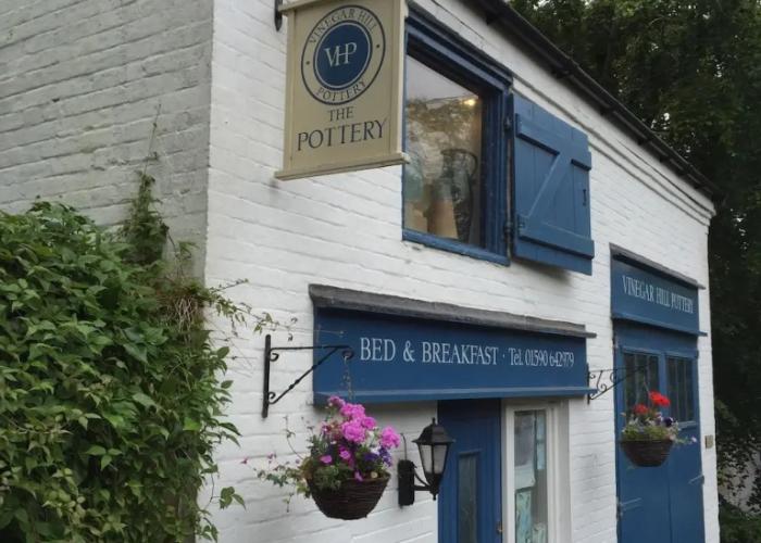 Vinegar Hill Pottery B & B