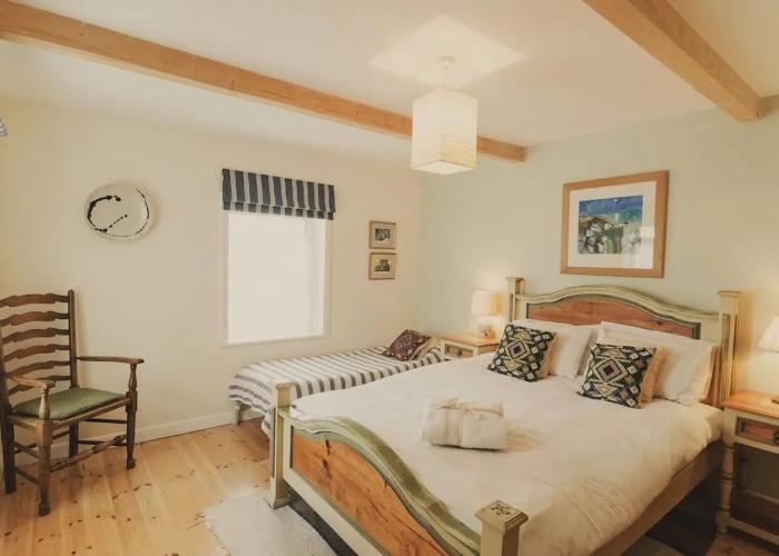 Vinegar Hill Pottery B & B