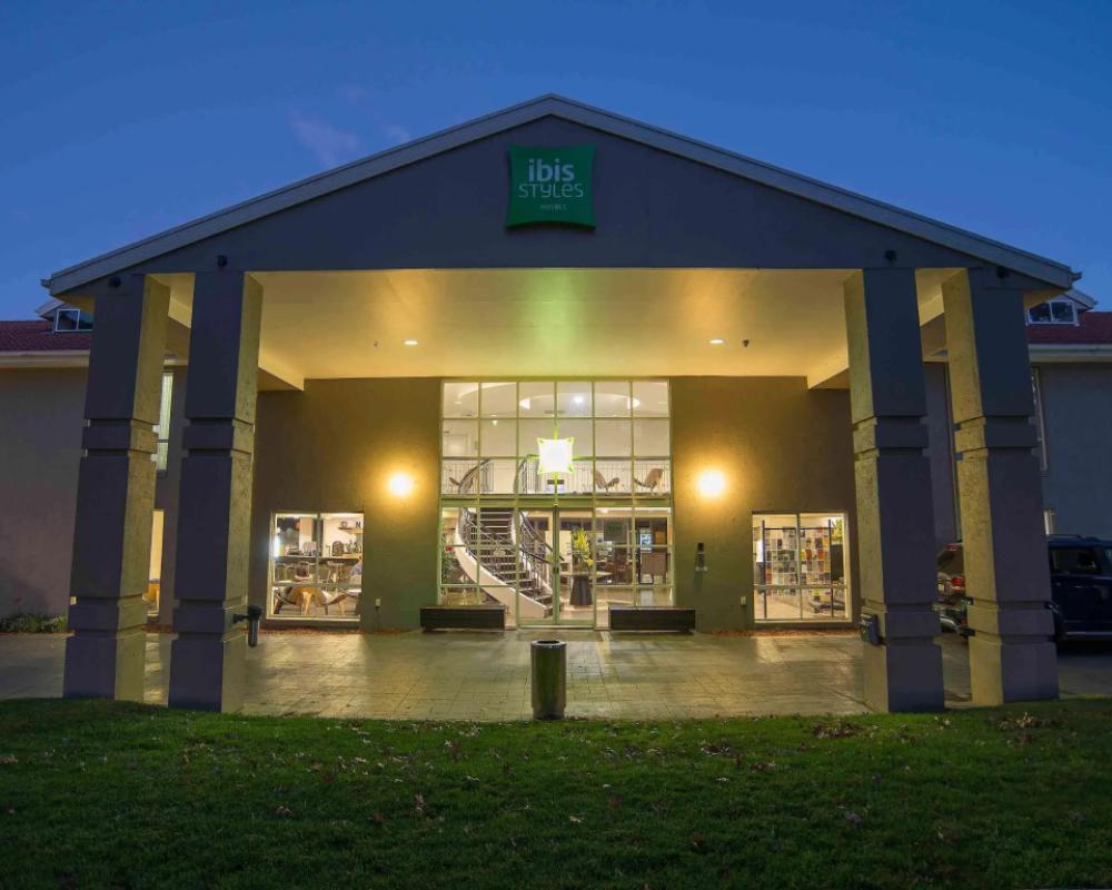 ibis Styles Canberra