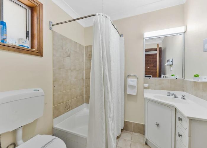 Castlereagh Motor Inn