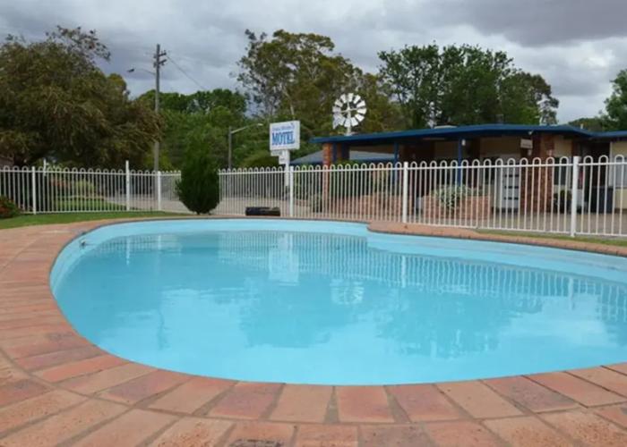 Orana Windmill Motel