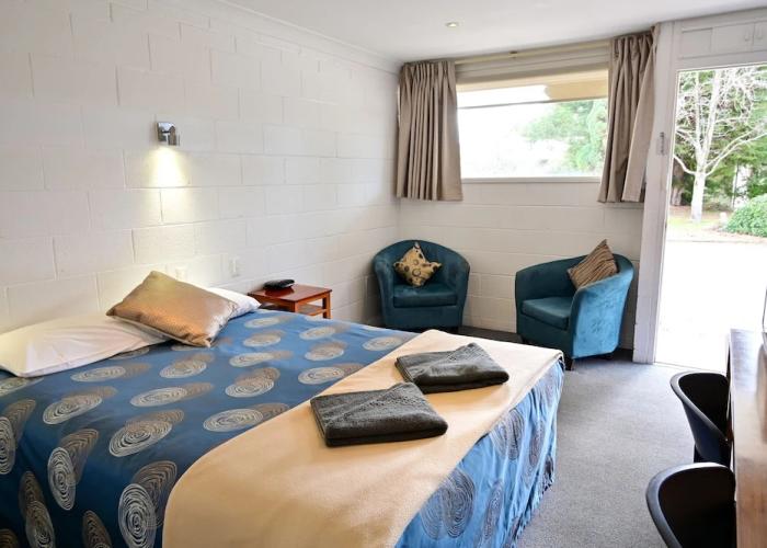 Byer Fountain Motor Inn, Holbrook