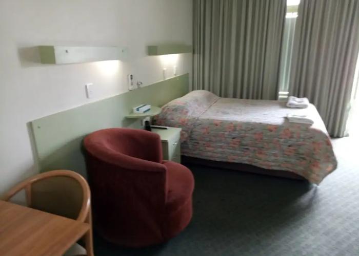 Holbrook SKYE Motel