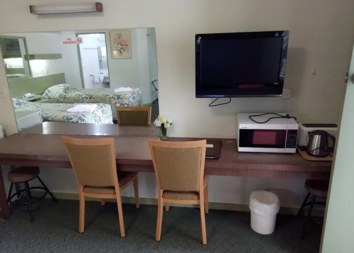 Holbrook SKYE Motel