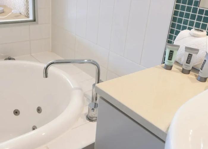 The Sand Resort Apartments - Holiday Management Co