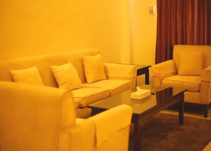 The Avenue Hotel and Suites